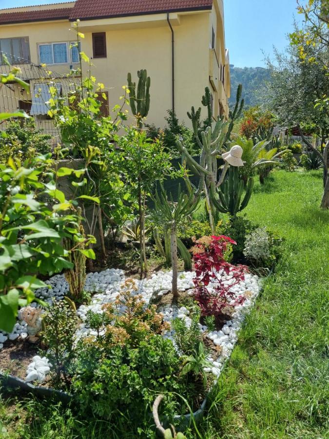B&B Kamalei Тропеа Екстер'єр фото