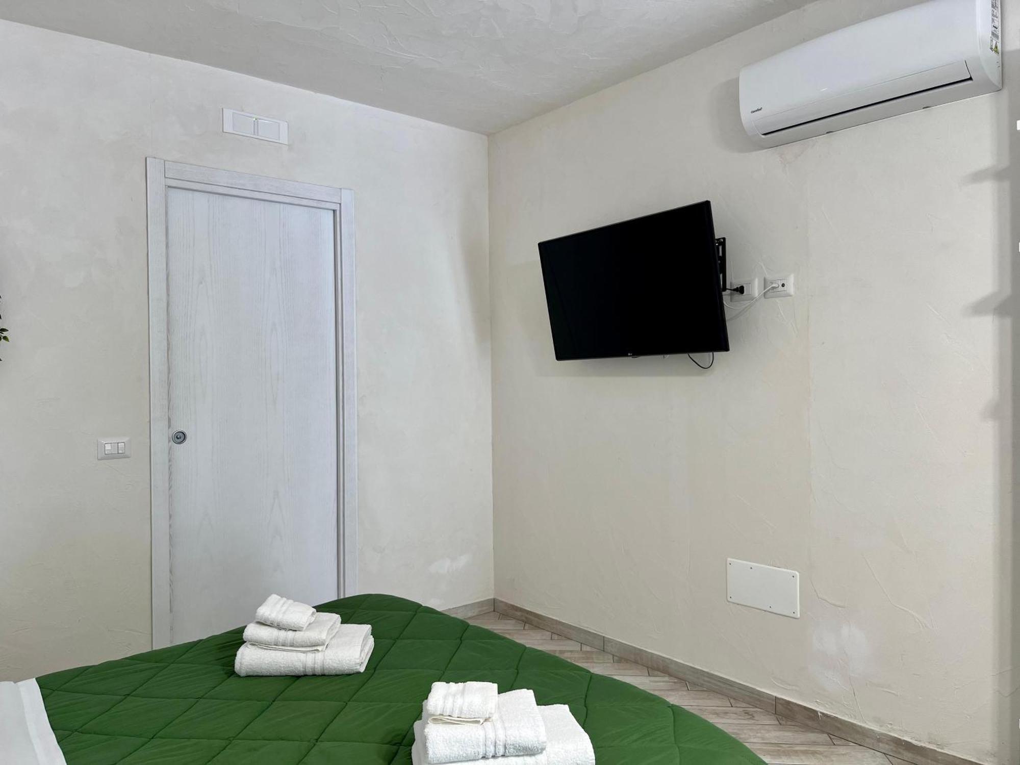 B&B Kamalei Тропеа Екстер'єр фото